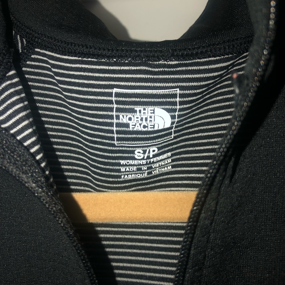 North Face Light Weight Pullover - image 2